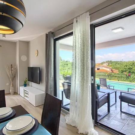 Charming Fjolla With Private Pool In Labin * Labin (Istria)