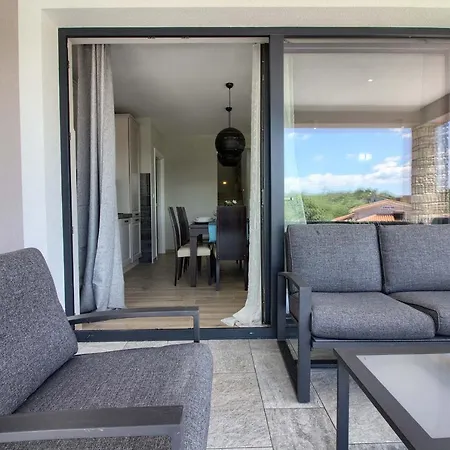 Villa Charming Fjolla With Private Pool In Labin *