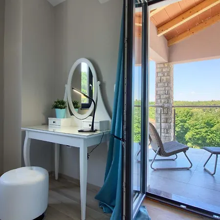 Villa Charming Fjolla With Private Pool In Labin *
