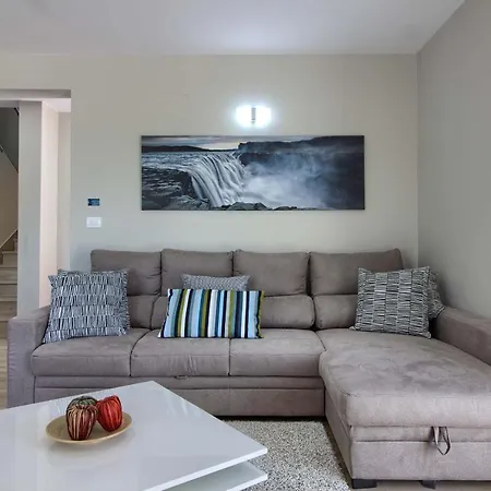 Villa Charming Fjolla With Private Pool In Labin *